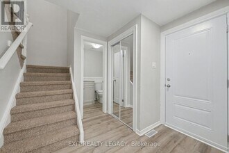 72 Ferguson Dr in Barrie, ON - Building Photo - Building Photo