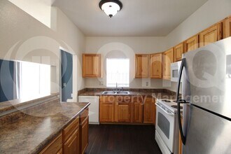 3431 W Morrow Dr in Phoenix, AZ - Foto de edificio - Building Photo
