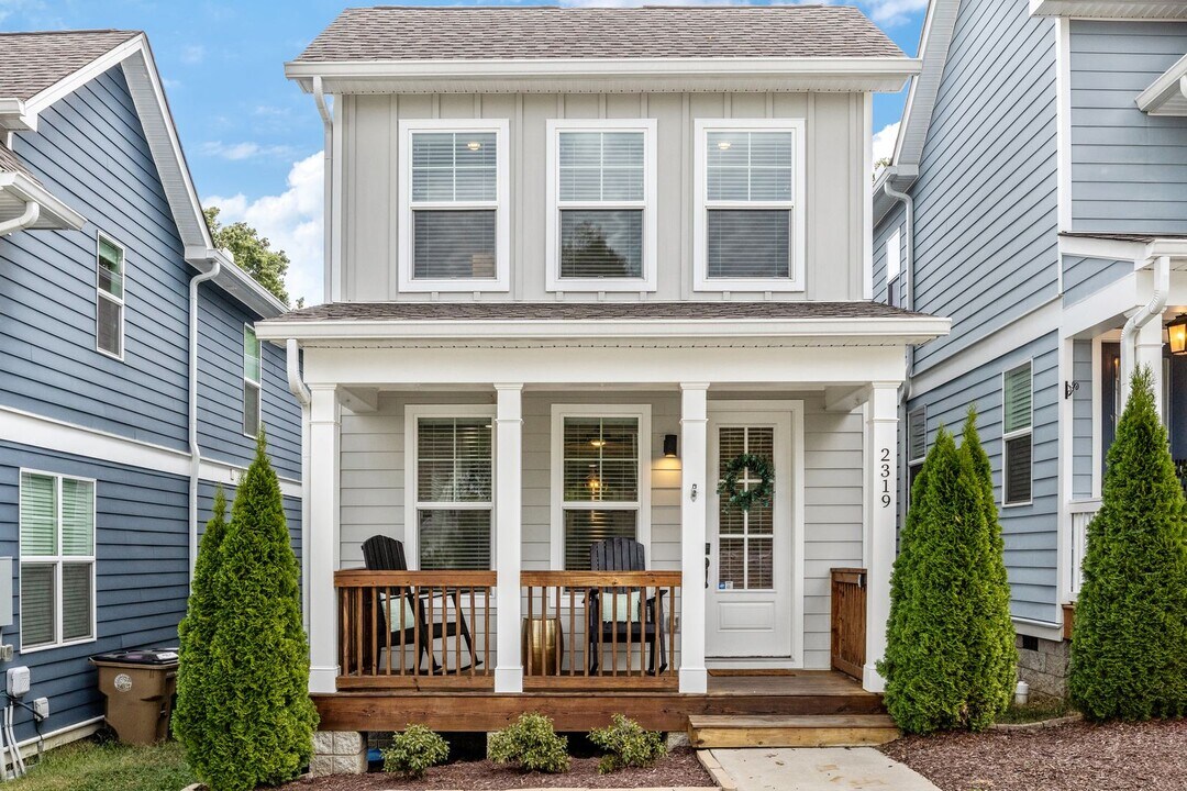 2319 Pennington Ave in Nashville, TN - Building Photo
