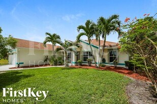 2917 NW 26th St in Cape Coral, FL - Building Photo