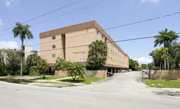 Northview Terrace Apartments in Miami, FL - Building Photo - Building Photo