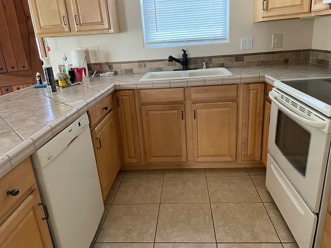 property at 486Hoohalahala St