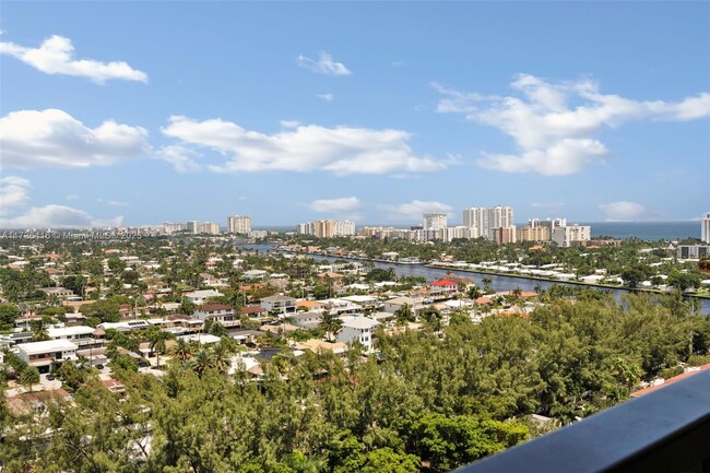 property at 3200 Port Royale Dr N