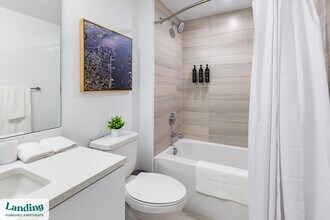 200 NE 1st Ave, Unit 711 in Pompano Beach, FL - Building Photo - Building Photo