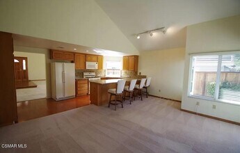 6797 Oak Forest Dr in Oak Park, CA - Building Photo - Building Photo
