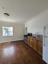 645 E Central Ave in Santa Ana, CA - Building Photo - Building Photo