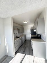 1551 S Sherbourne Dr in Los Angeles, CA - Building Photo - Building Photo