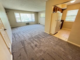 1400 S 20th St in Lincoln, NE - Building Photo