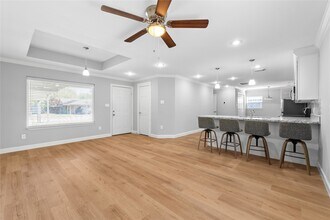 1941 Lynnview Dr in Houston, TX - Building Photo - Building Photo