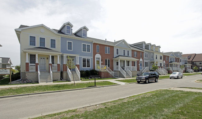 Oakview Garden Apartments in Sun Prairie, WI - Building Photo - Building Photo