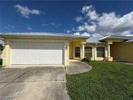 4519-4521 SW 7th Pl in Cape Coral, FL - Building Photo