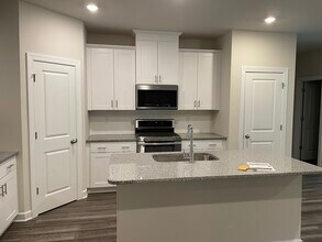 1010 Maltby St in Charlotte, NC - Foto de edificio - Building Photo