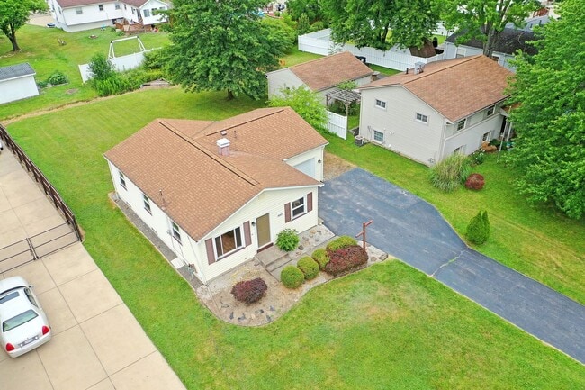 8167 Anderson Ave NE in Warren, OH - Building Photo - Building Photo