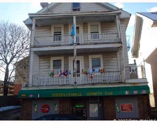 22 Earle St