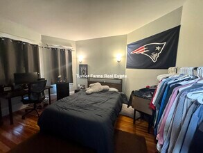 159 Boston St, Unit 1 in Boston, MA - Building Photo - Building Photo