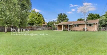 2895 S Ingalls Way in Denver, CO - Building Photo - Building Photo