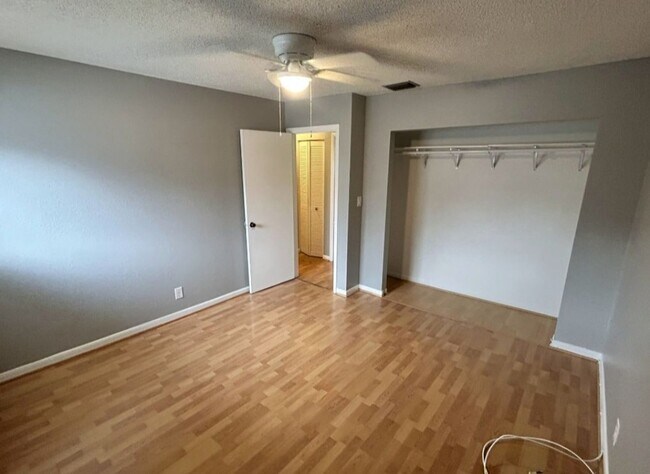 8626 Cattail Dr in Temple Terrace, FL - Building Photo - Building Photo