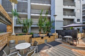 629 Traction Ave in Los Angeles, CA - Foto de edificio - Building Photo