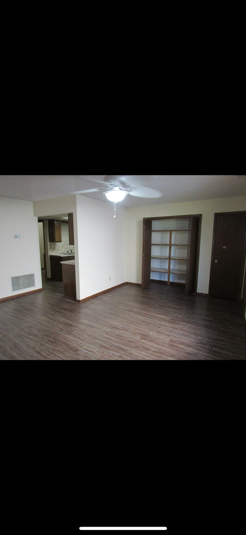 1801 E 24th Ave in Hutchinson, KS - Building Photo - Building Photo