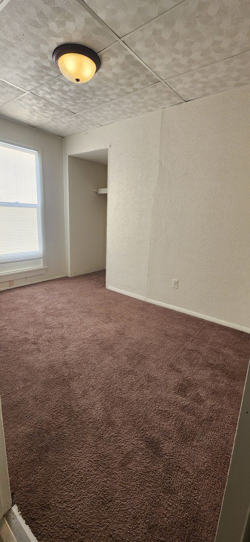 property at 520 S Warren Ave
