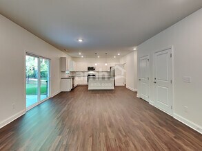 669 Carnaby Ln in Dacula, GA - Building Photo - Building Photo