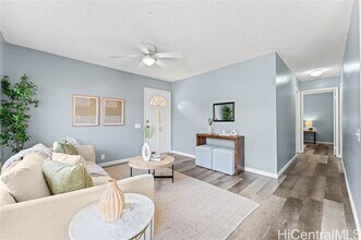 91-1060-1060 Puamaeole St in Ewa Beach, HI - Building Photo - Building Photo