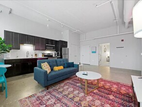 615 First Ave in Pittsburgh, PA - Building Photo - Building Photo