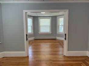 126 Division St in North Attleborough, MA - Foto de edificio - Building Photo
