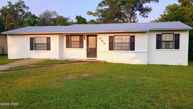 property at 535 N 9th St