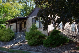 2623 Terrace Rd, Unit 2623 Terrace Road in Des Moines, IA - Building Photo - Building Photo