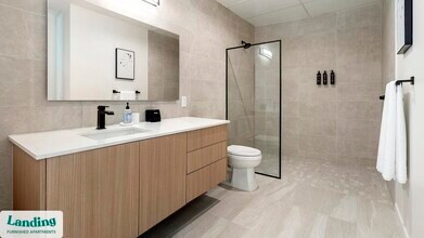 143 E Commerce St in San Antonio, TX - Foto de edificio - Building Photo