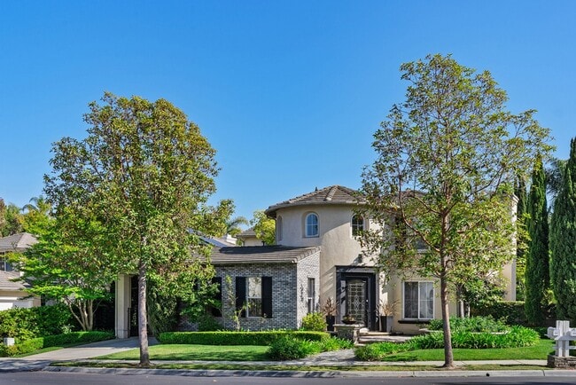 property at 4604 Aire De La Sal