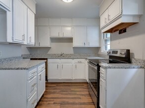 1898 Sea Isle Rd in Memphis, TN - Building Photo - Building Photo