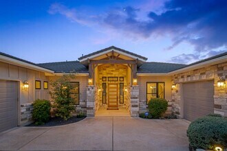 1107 Challenger in Lakeway, TX - Building Photo - Building Photo
