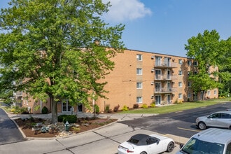 The Towers at Falling Water in Strongsville, OH - Building Photo - Building Photo