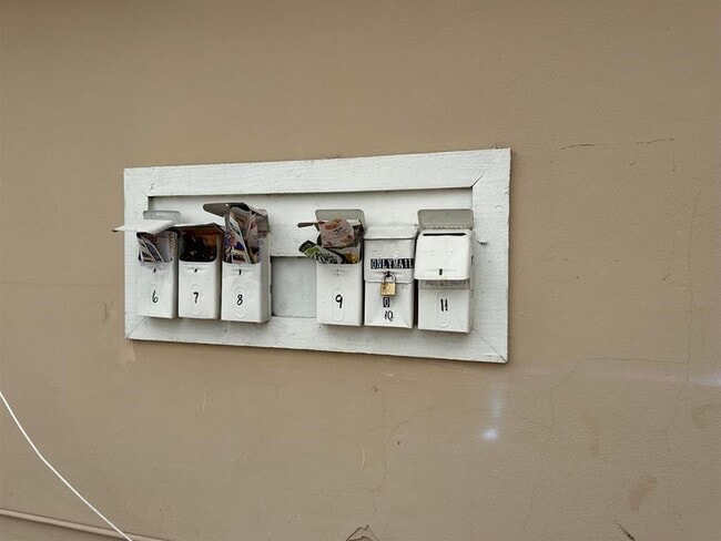 3315 San Agustin Ave in Laredo, TX - Foto de edificio - Building Photo