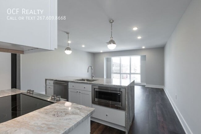 711 N 16th St in Philadelphia, PA - Foto de edificio - Building Photo