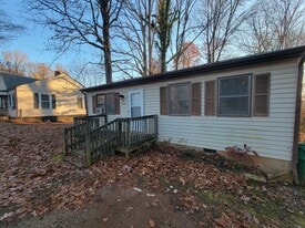 513 Manley St in High Point, NC - Building Photo