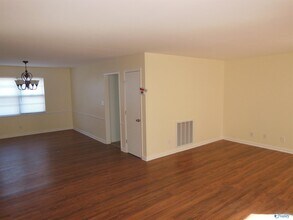 1200 Bailey Cove Rd SE in Huntsville, AL - Building Photo - Building Photo