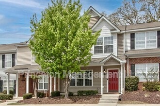 137 Lynch Cir in Mooresville, NC - Building Photo - Building Photo