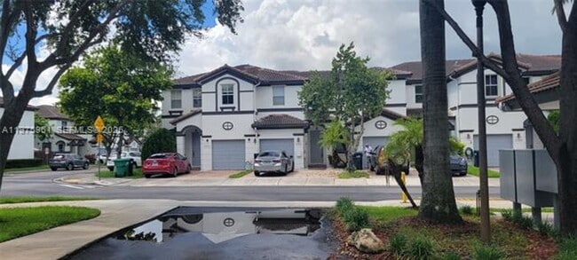 property at 11476 NW 77th Ln