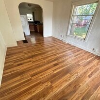 312 S Rosemary St, Unit 312 in Lansing, MI - Building Photo