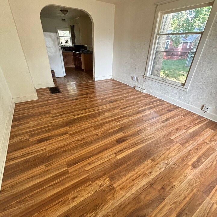 312 S Rosemary St, Unit 312 in Lansing, MI - Building Photo