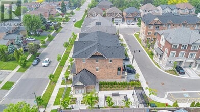 517 Old Harwood Ave in Ajax, ON - Building Photo - Building Photo