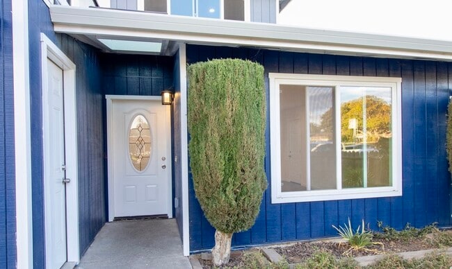 1771 Tulane Ave in East Palo Alto, CA - Building Photo - Building Photo