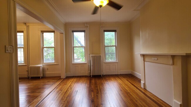 476 Gregory Ave in Weehawken, NJ - Building Photo - Building Photo