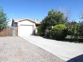 406 Grays Peak Ct in Grand Junction, CO - Building Photo
