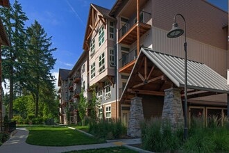 Eddyline at Bridgeport in Tigard, OR - Foto de edificio - Building Photo