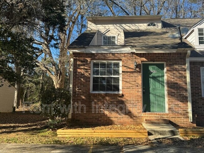 property at 2365 Parrot Ln