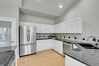7580 S Monaco Way in Centennial, CO - Building Photo - Building Photo